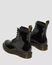 1460 W Black Patent Lamper