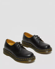 1461 W Black Smooth