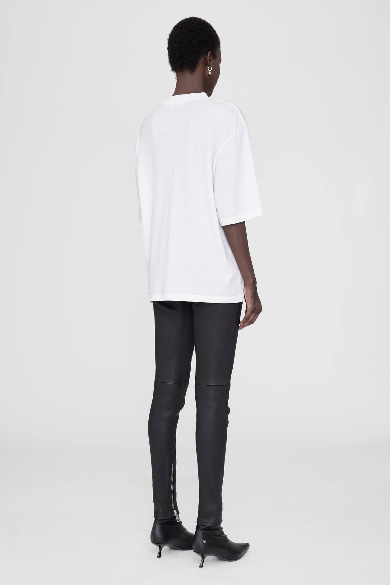 Avi Tee Kate Moss