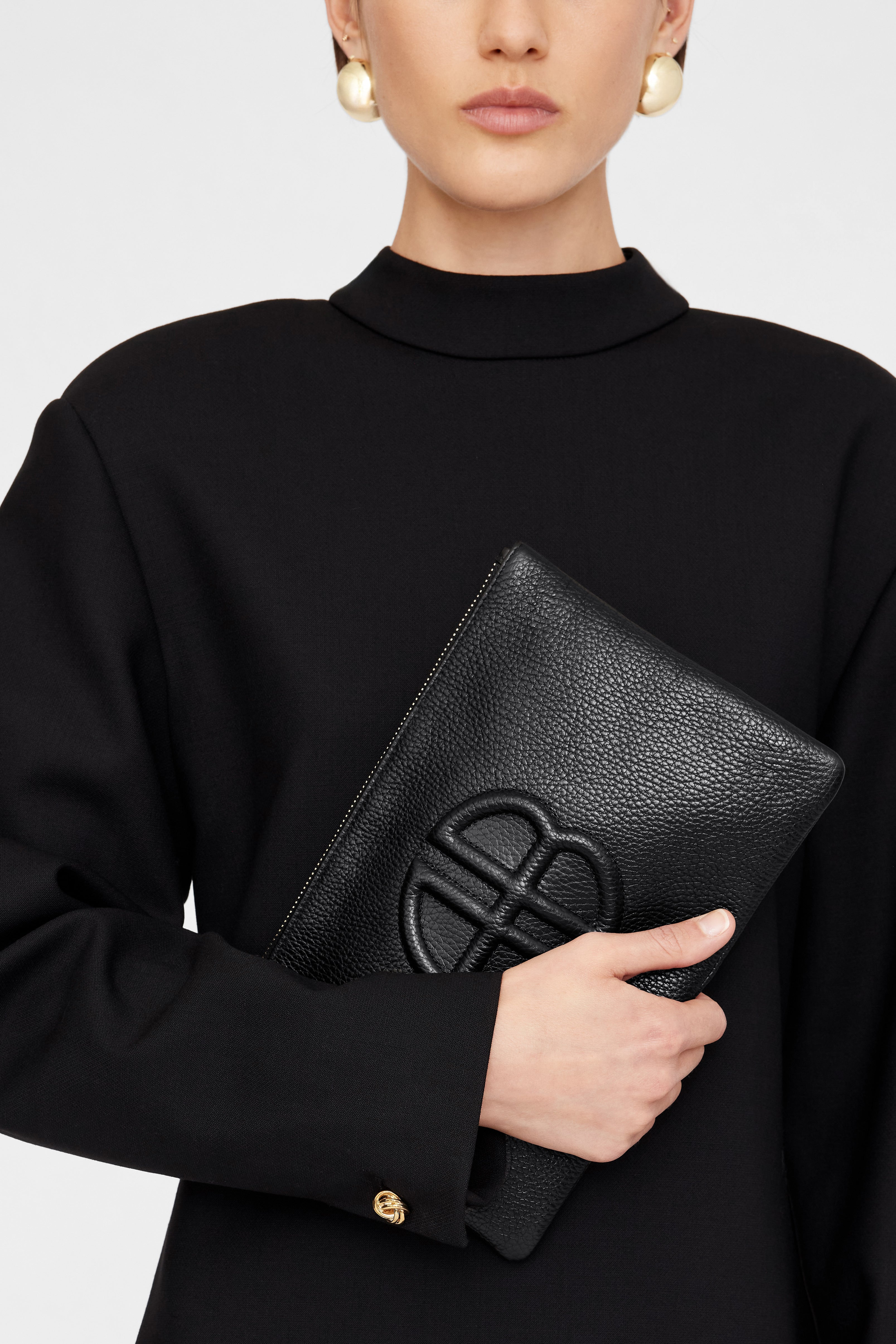 Lili Pouch