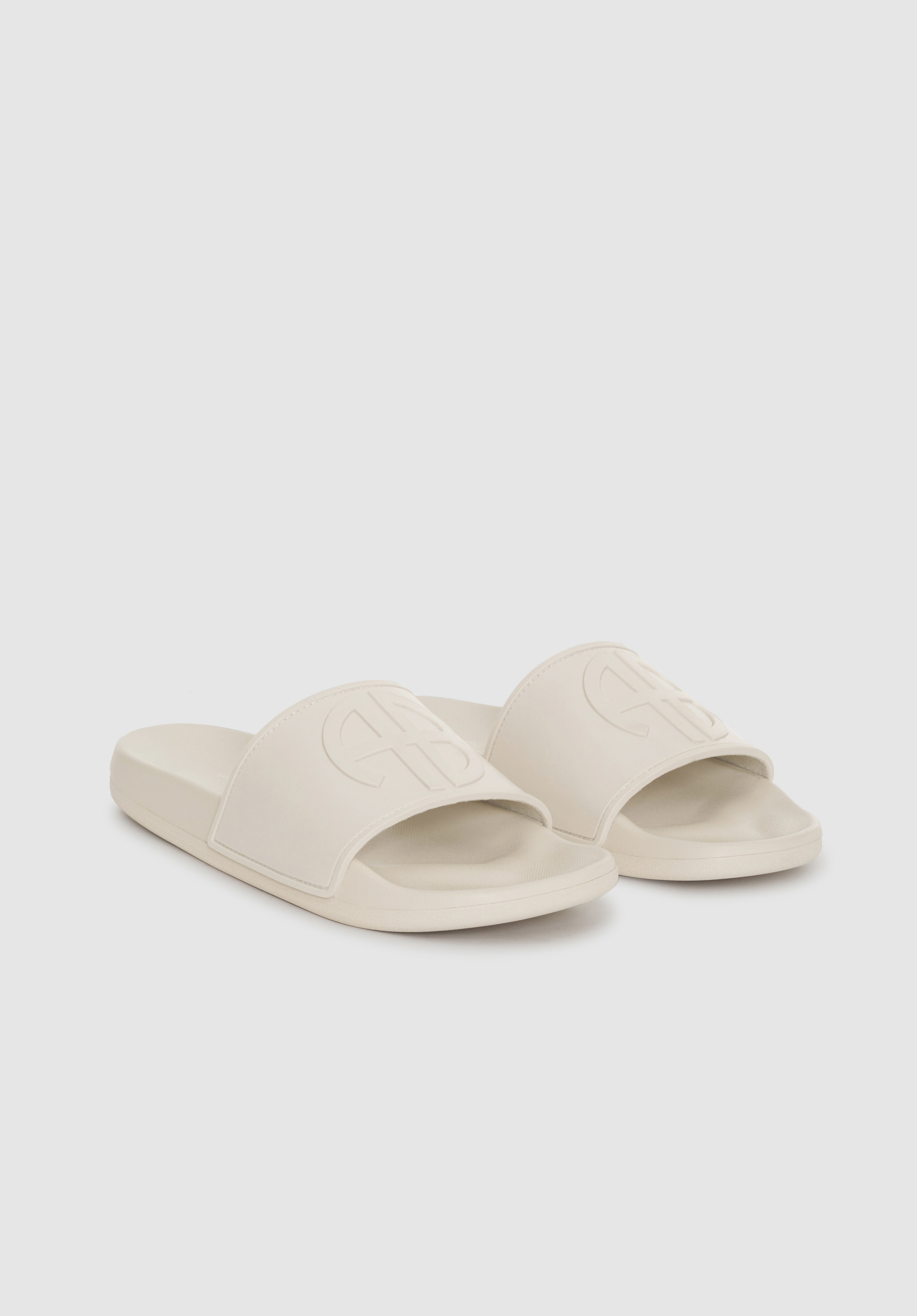 Isla Slides