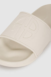 Isla Slides