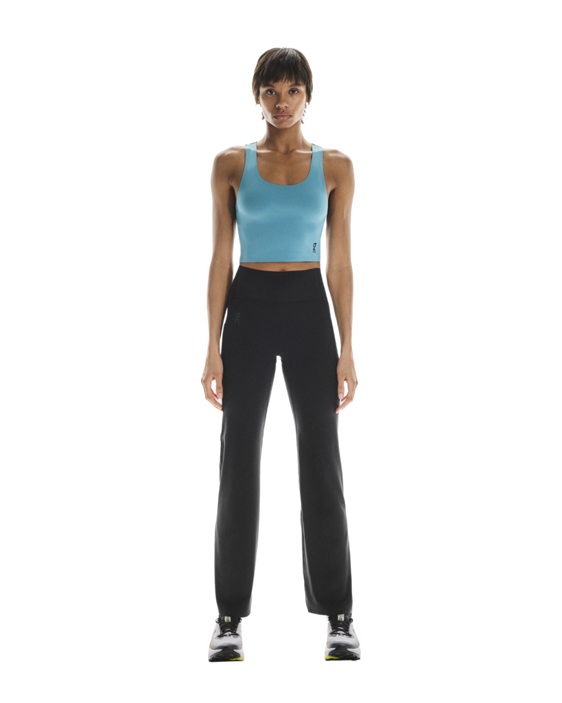 CreateSmallPNG-1WF30690553-studio_flared_tights-fw25-black-w-4x5-tr-g1.png